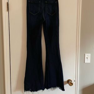 Cello brand size 7 fringed flare Jean
